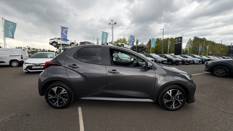 Toyota Yaris 1.5 Hybrid Design 5dr CVT Hybrid Hatchback